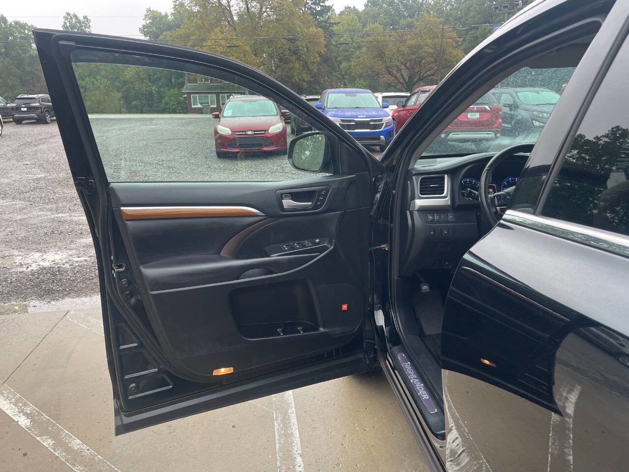 Used 2018 Toyota Highlander Limited image 33