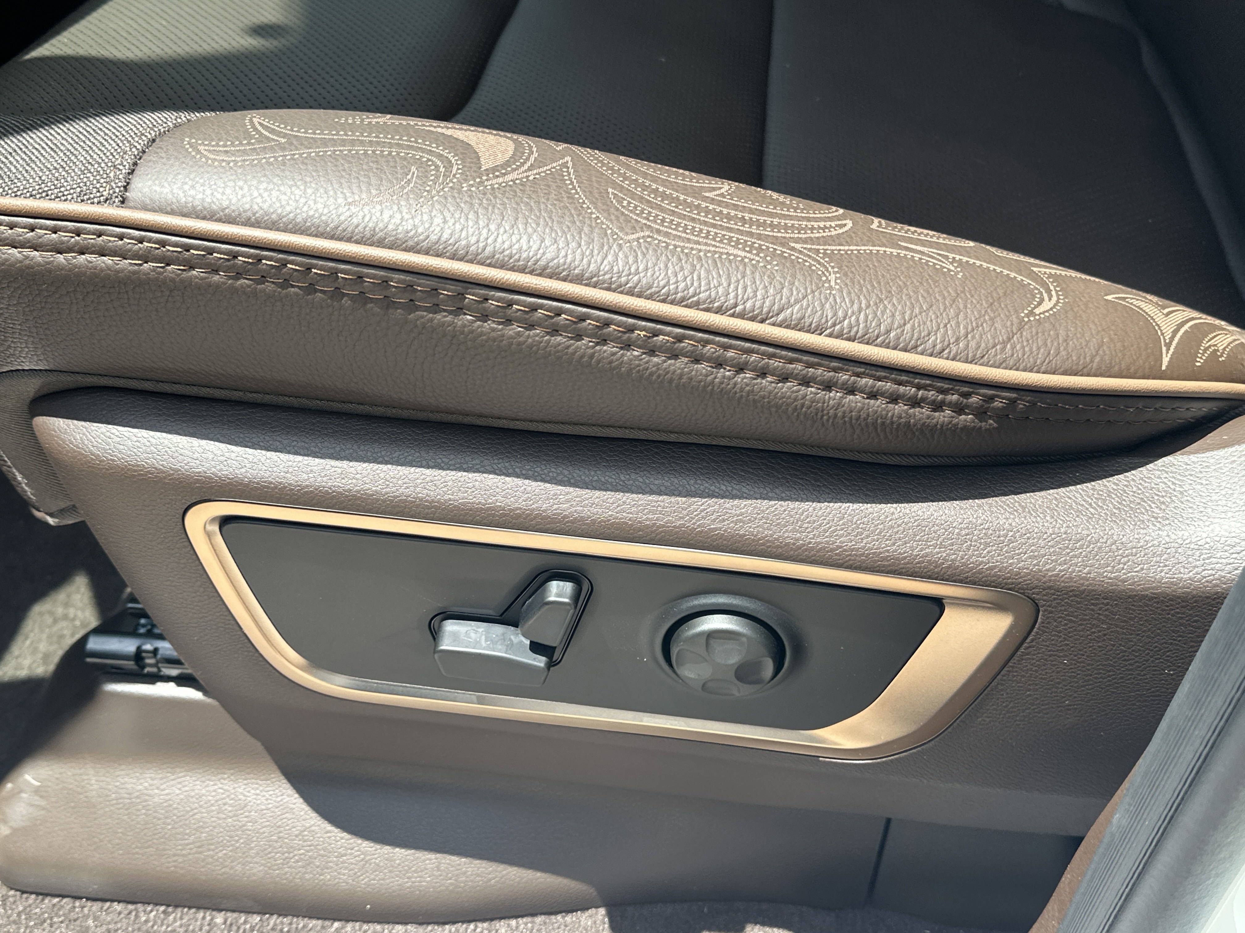New 2026 RAM 1500 Limited image 17