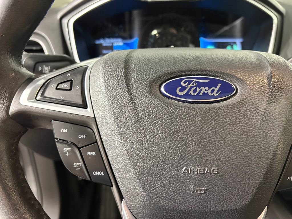 Used 2014 Ford Fusion Titanium FWD image 22