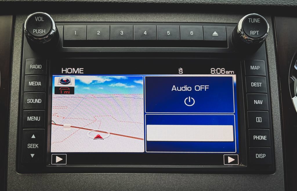 Used 2011 Ford F250 Lariat w/ Lariat Ultimate Pkg AWD/4WD image 16