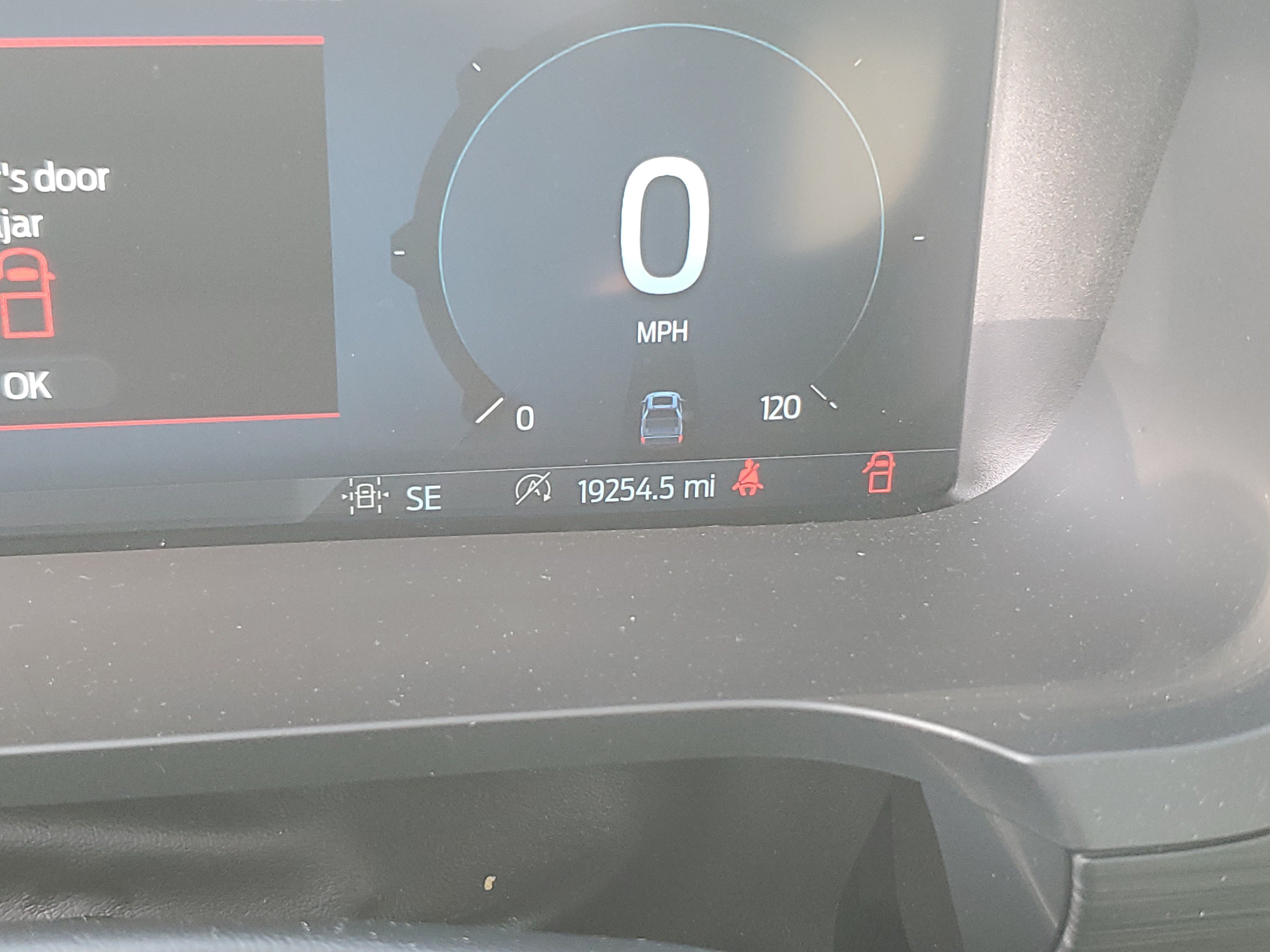 Used 2025 Ford F150 XLT w/ Equipment Group 301A Standard AWD/4WD image 15
