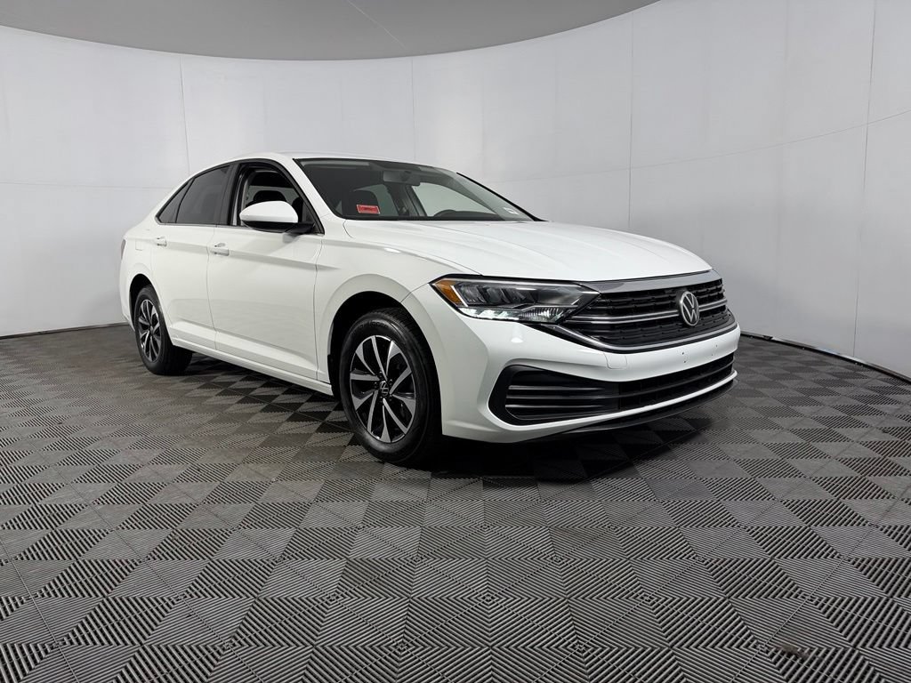 Used 2022 Volkswagen Jetta S FWD image 5