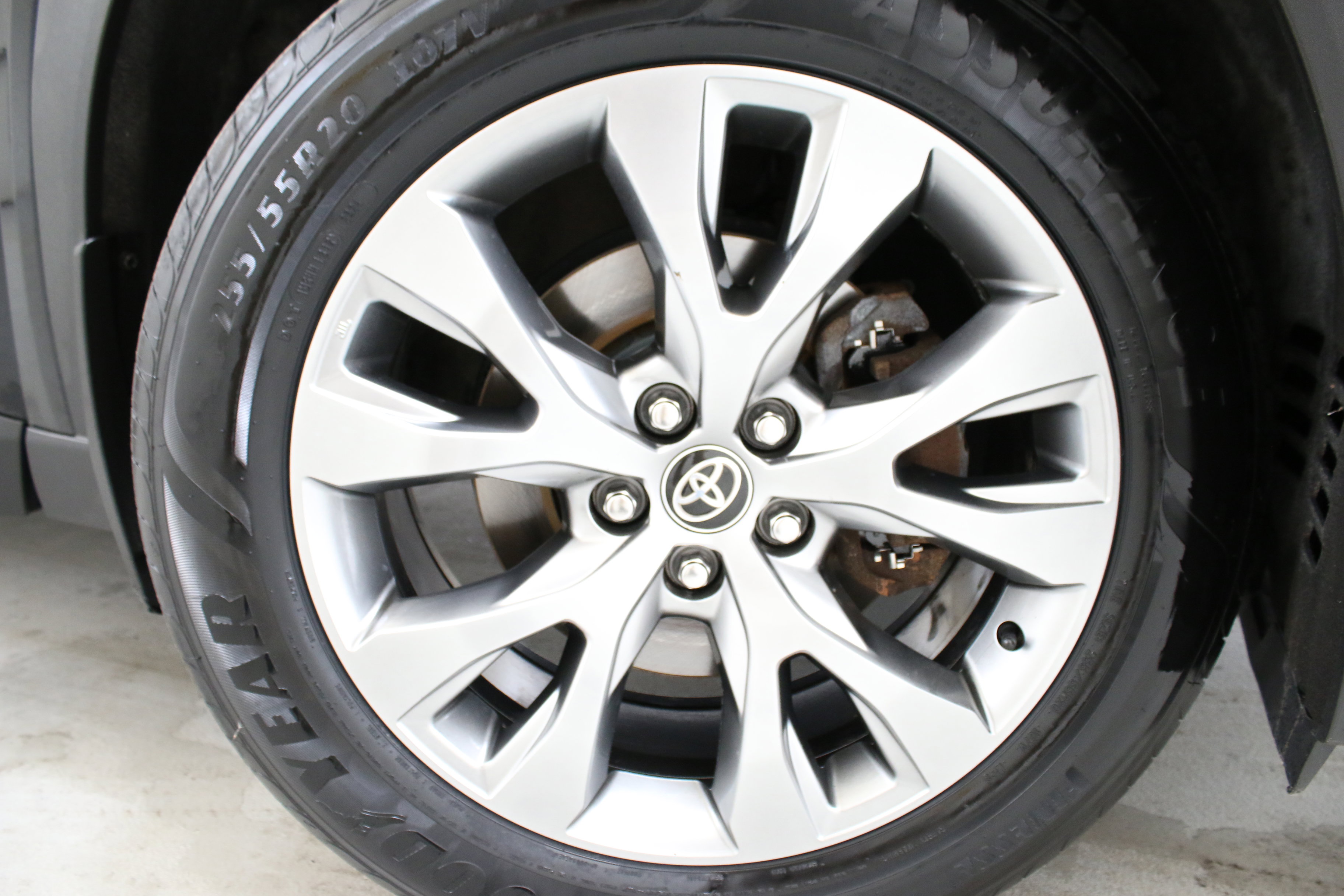 Used 2024 Toyota Grand Highlander Limited image 32