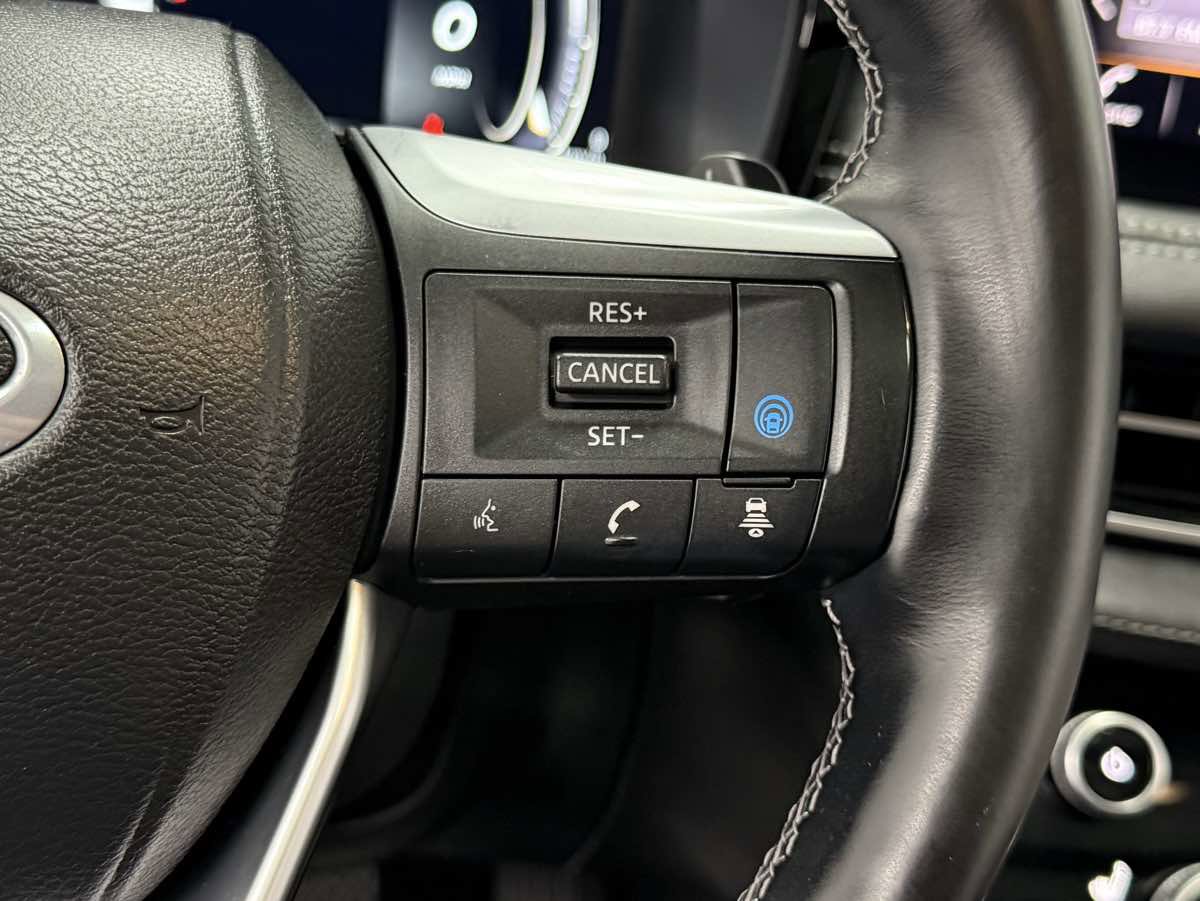 Used 2022 INFINITI QX60 Sensory image 21