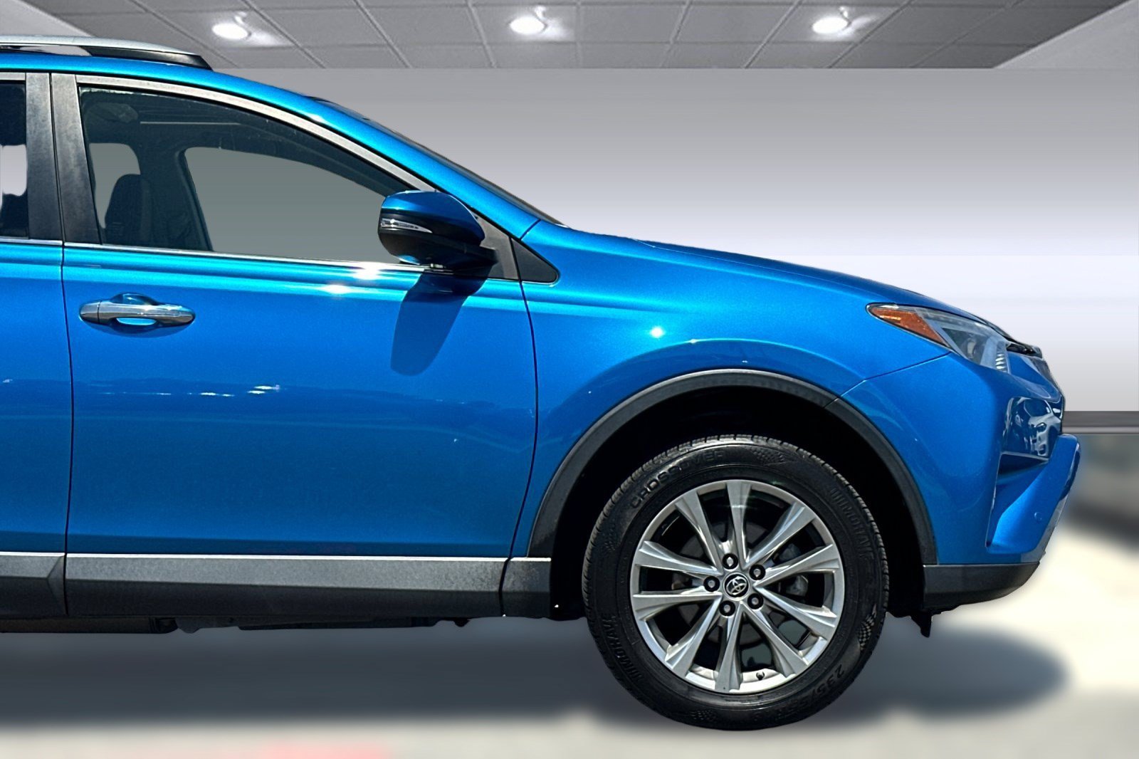 Used 2017 Toyota RAV4 Limited w/ Advanced Technology Package FWD image 36
