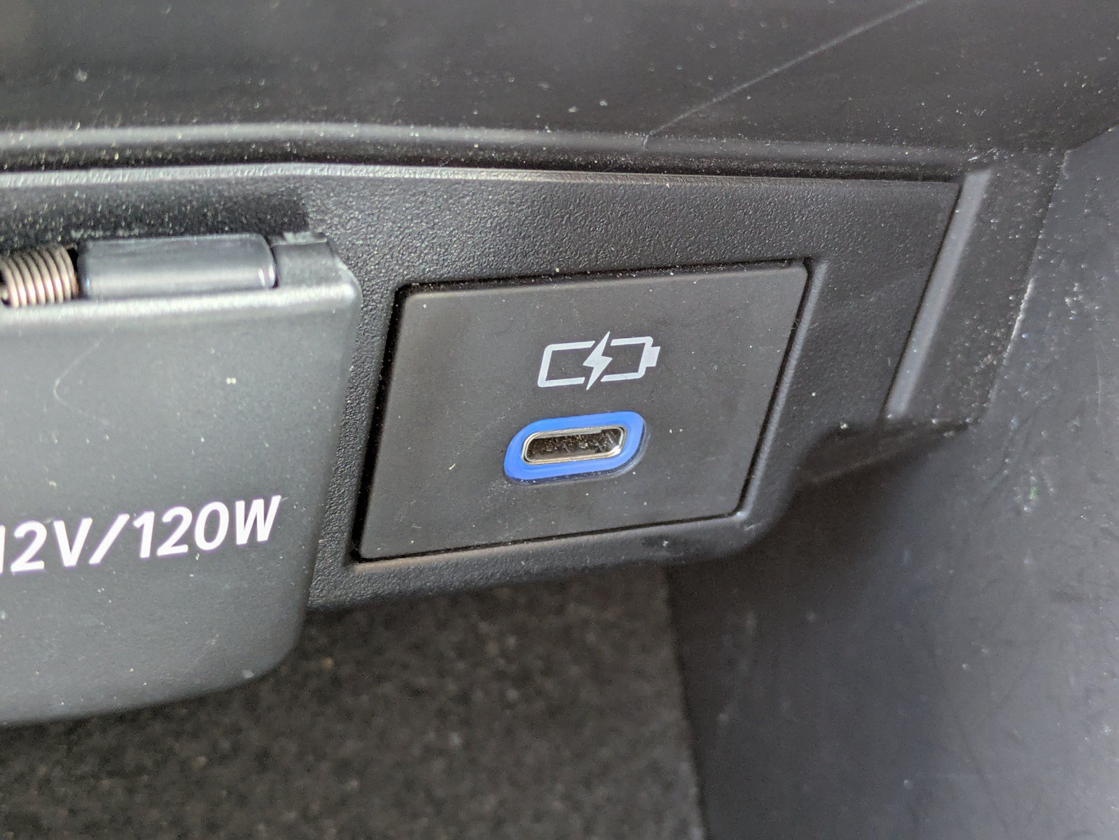 Used 2022 Toyota Corolla LE FWD image 23