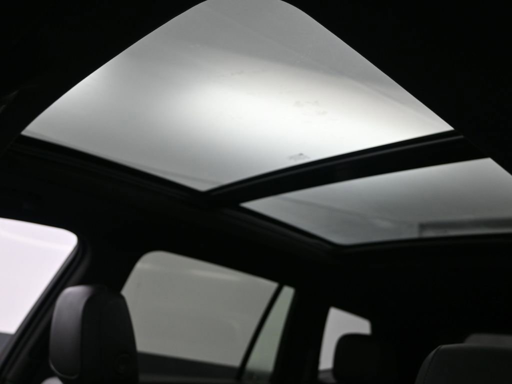 Used 2025 Cadillac XT6 Premium Luxury image 25