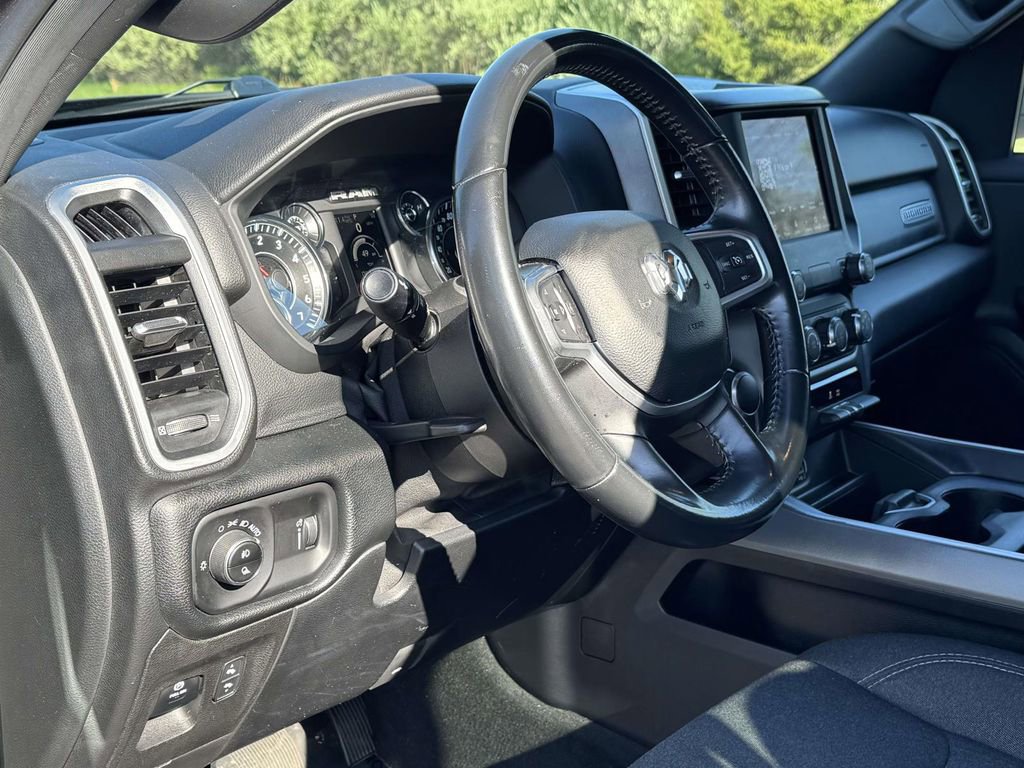 Used 2020 RAM 1500 Big Horn AWD/4WD image 3