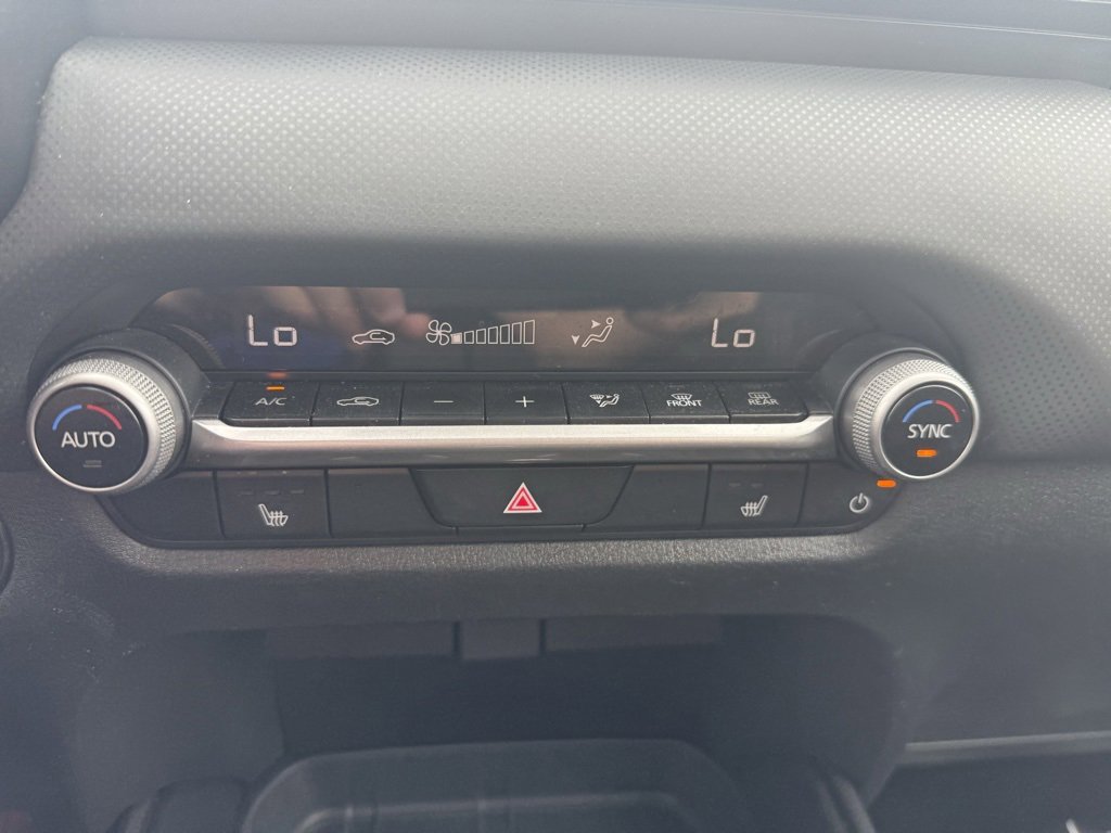 Used 2024 MAZDA CX-50 AWD 2.5 S w/ Premium Package image 11