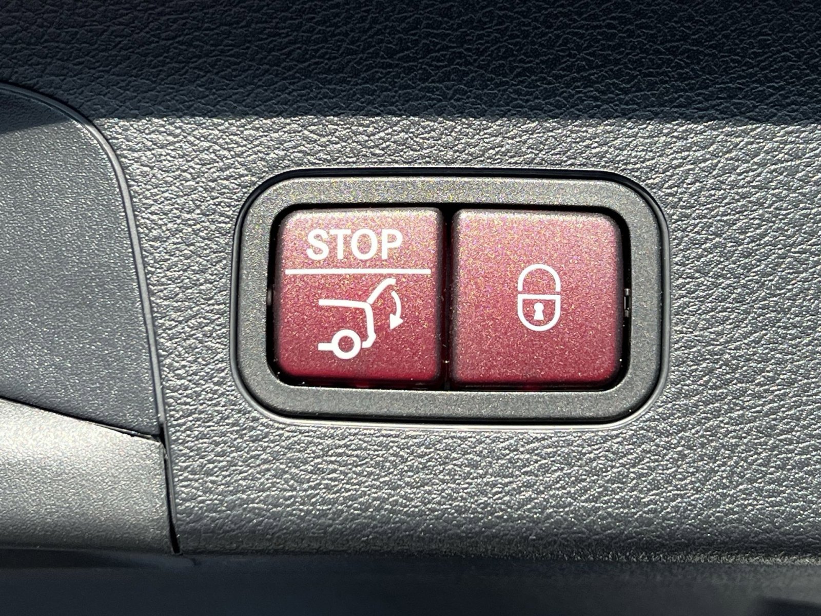 Used 2023 Mercedes-Benz GLS 580 4MATIC image 26