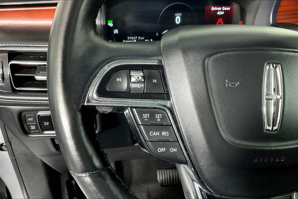 Used 2023 Lincoln Nautilus Reserve image 27