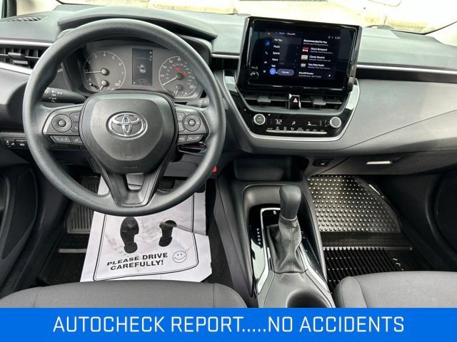Used 2024 Toyota Corolla LE FWD image 2
