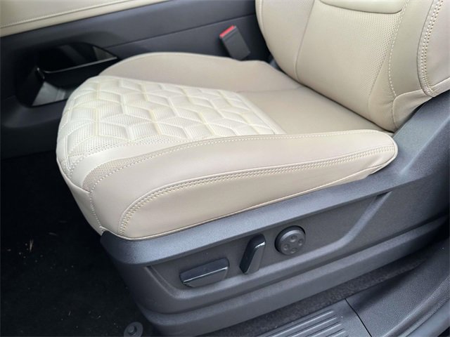 New 2025 Nissan Armada Platinum w/ Convenience Package image 15