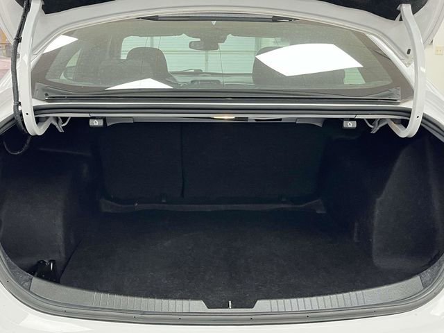 Used 2024 Chevrolet Malibu LT FWD image 24
