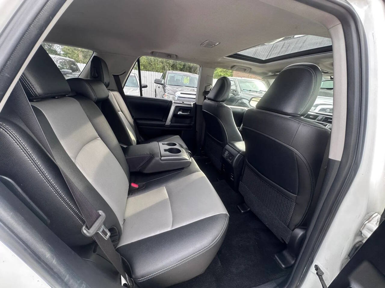 Used 2016 Toyota 4Runner SR5 Premium AWD/4WD image 15
