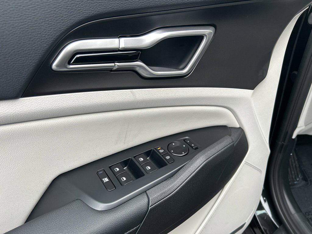 New 2026 Kia Sportage AWD Hybrid image 17