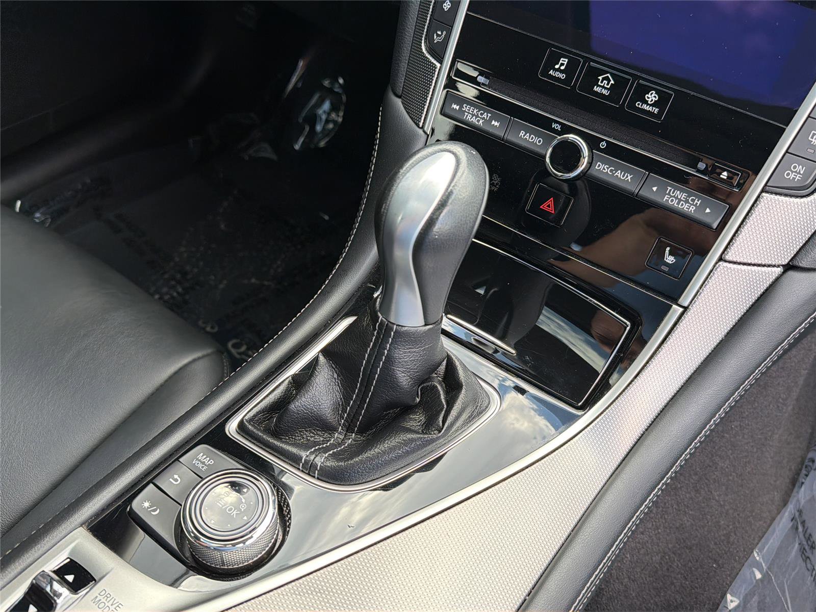 Used 2015 INFINITI Q50 Premium w/ Navigation Package RWD image 19