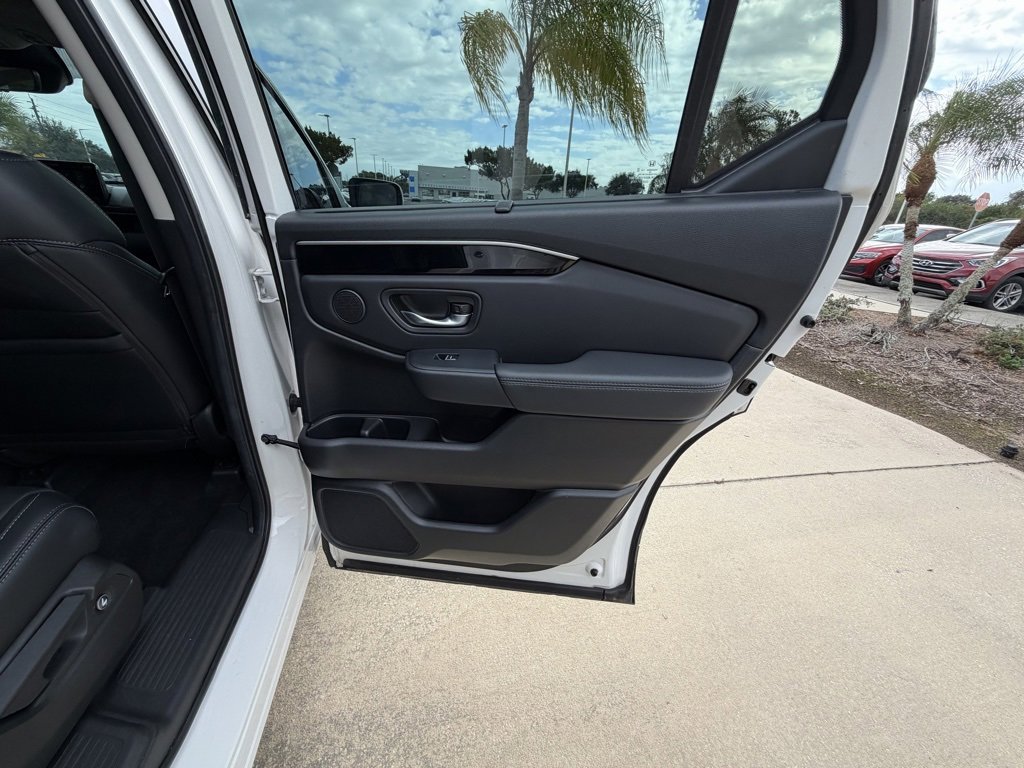 Used 2023 Honda Pilot EX-L image 31