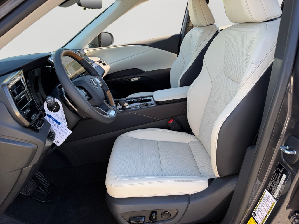 New 2026 Lexus RX 350 AWD/4WD image 12
