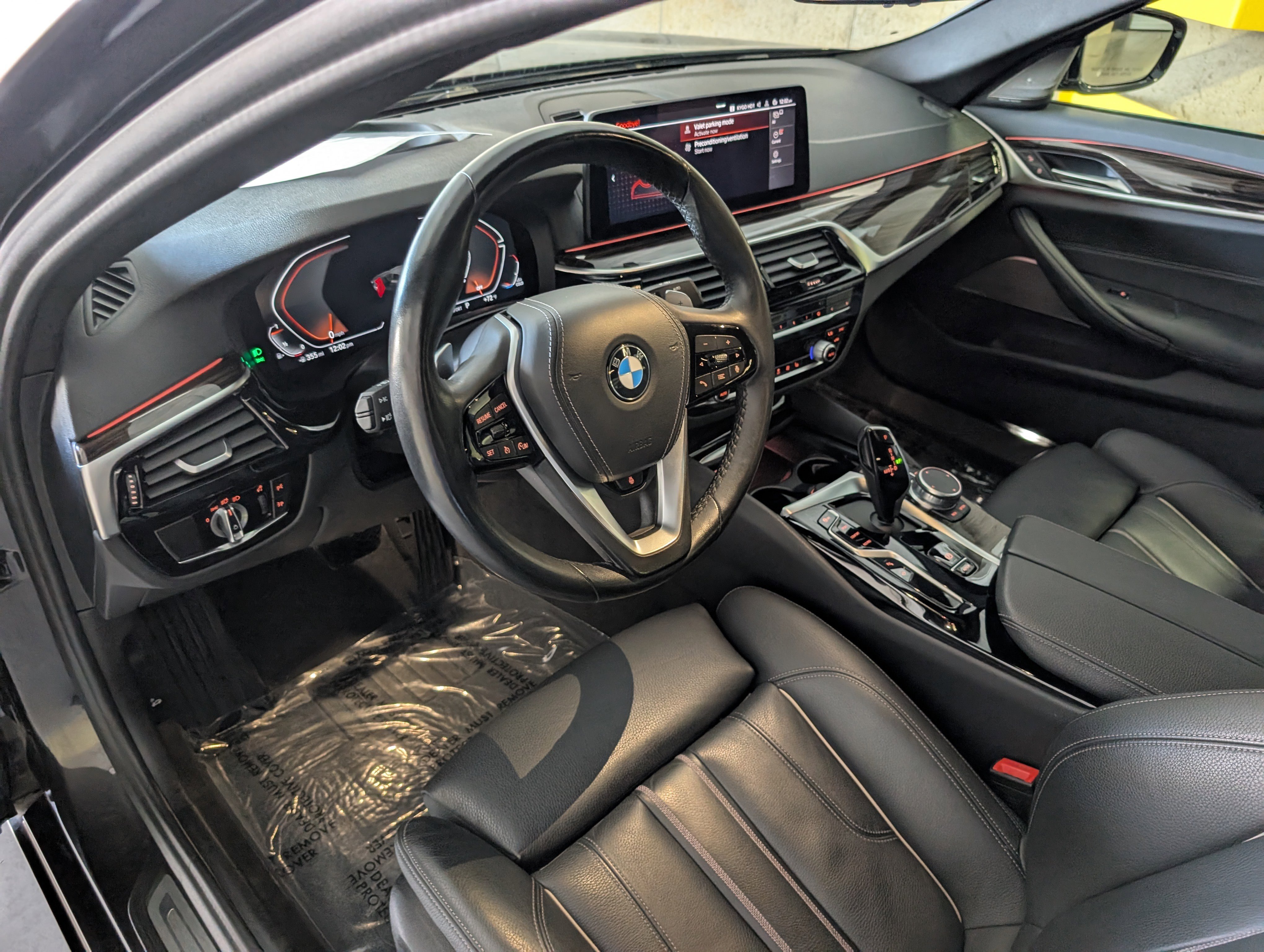 Used 2021 BMW 540i xDrive w/ Premium Package image 4