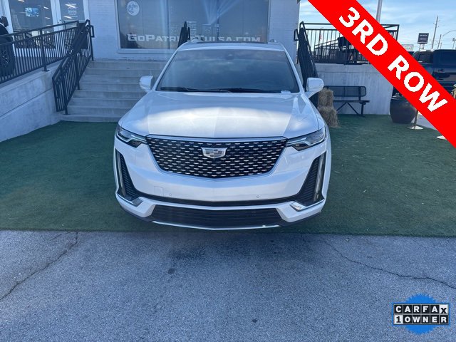 Used 2024 Cadillac XT6 Premium Luxury w/ Technology Package image 2