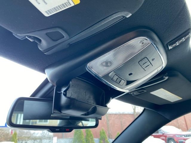 Used 2018 Dodge Charger GT image 31