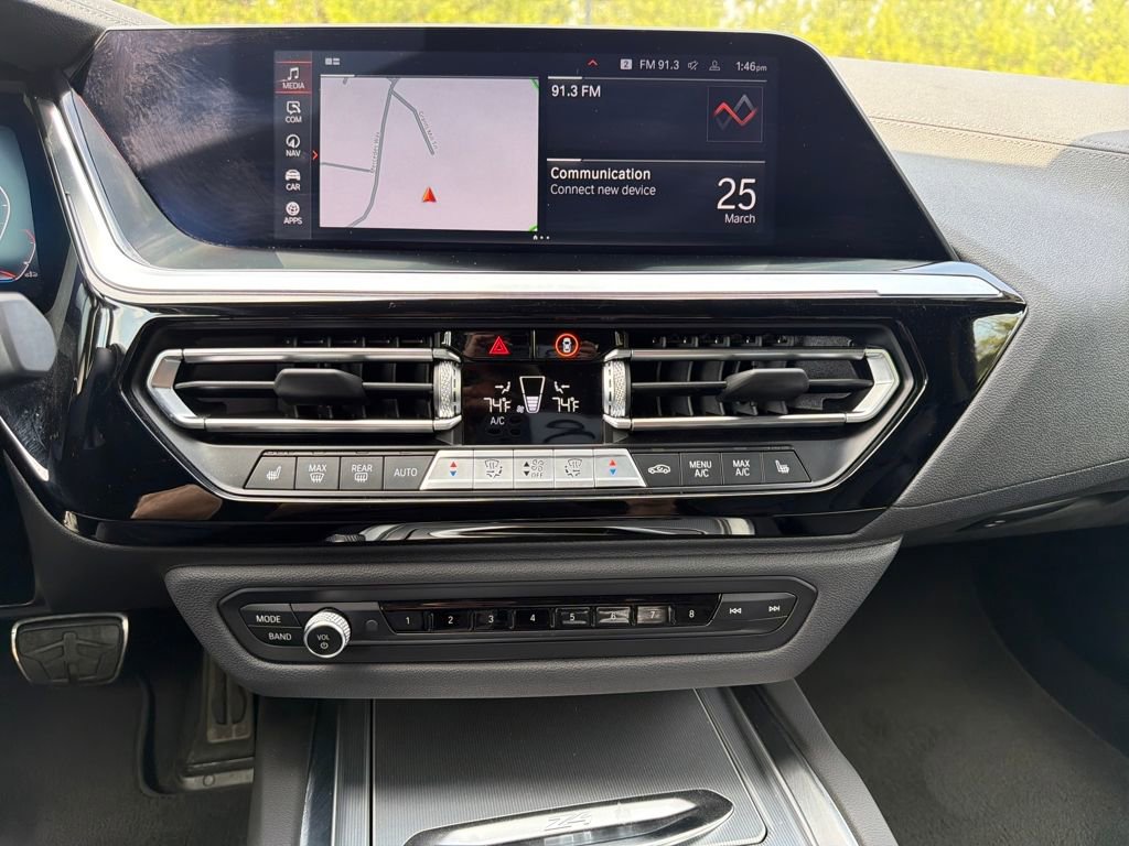 Used 2024 BMW Z4 M40i w/ Premium Package image 6