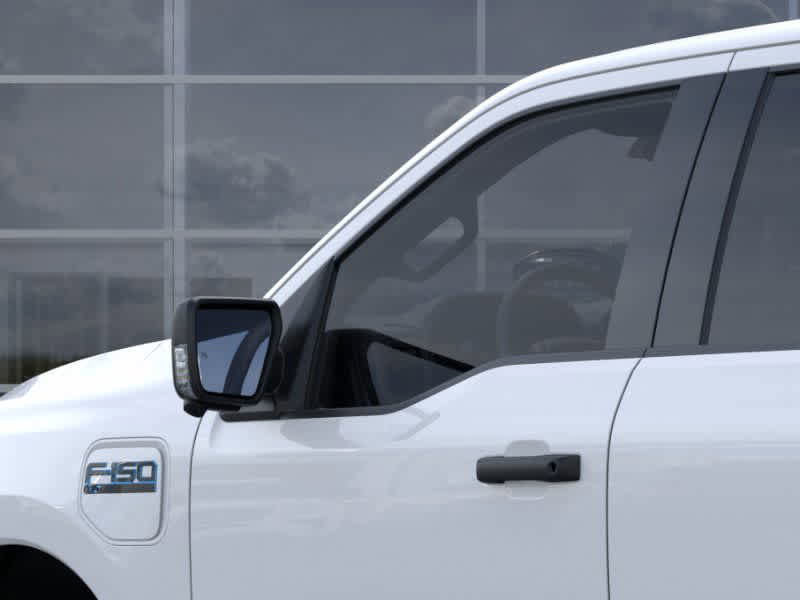 New 2025 Ford F150 Lightning XLT image 20