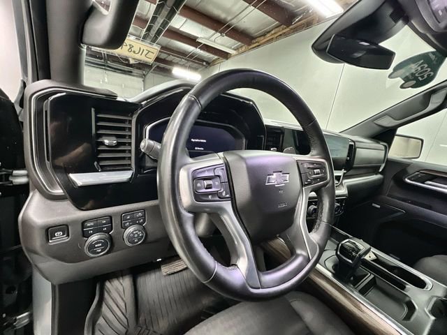 Certified 2024 Chevrolet Silverado 1500 RST AWD/4WD image 10