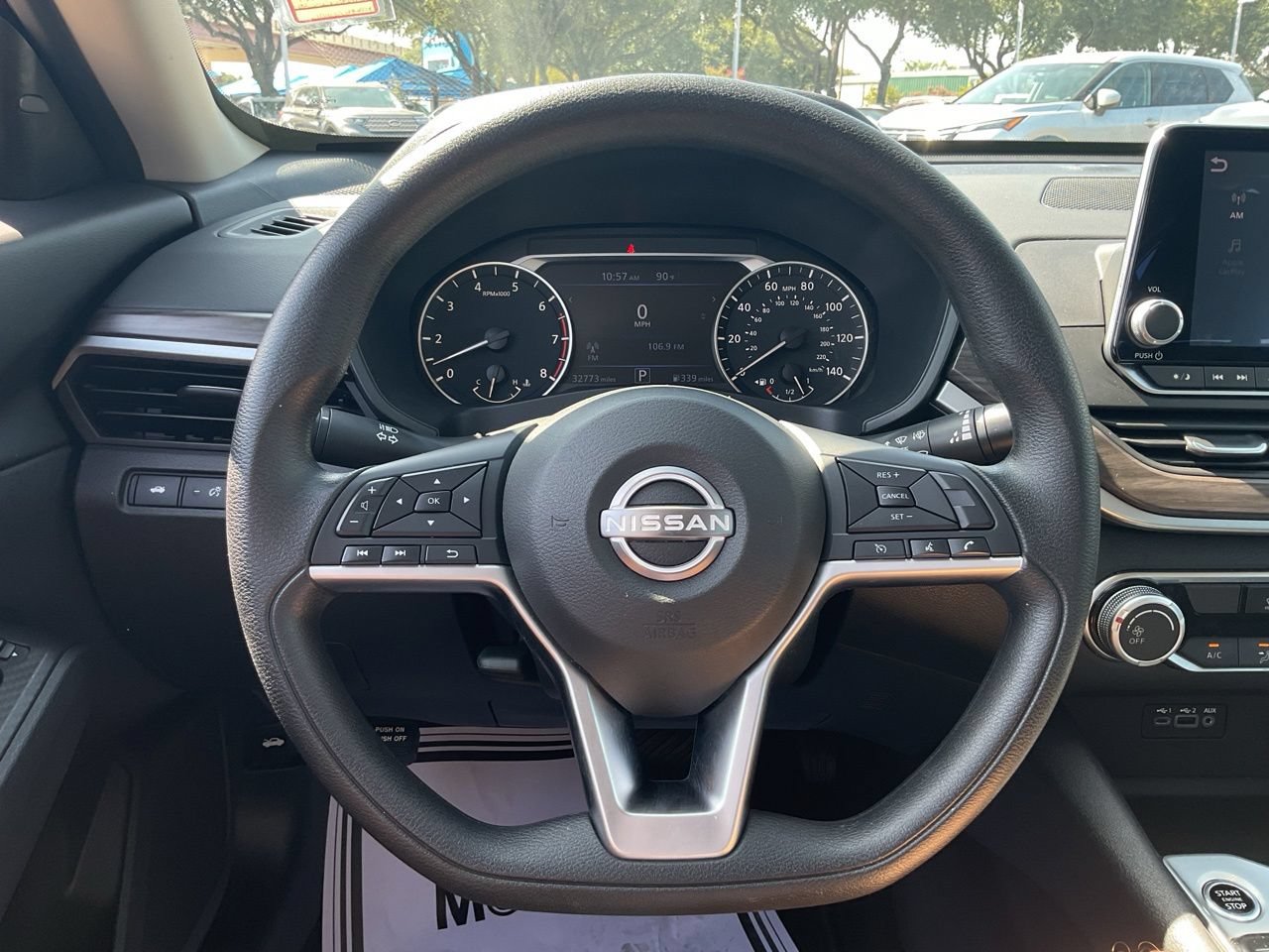 Used 2025 Nissan Altima 2.5 SV FWD image 26