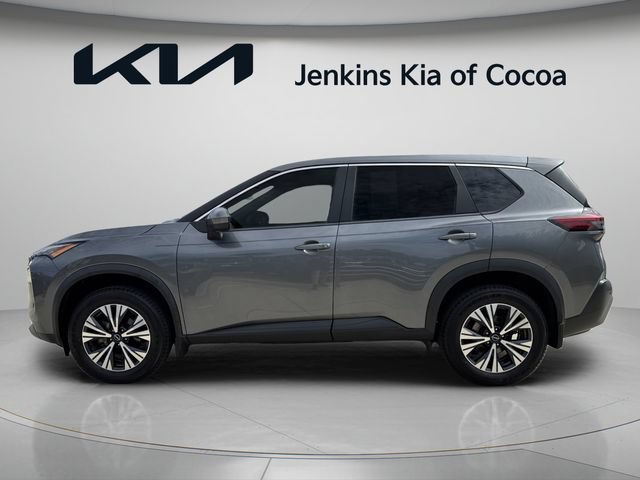 Used 2023 Nissan Rogue SV FWD image 8