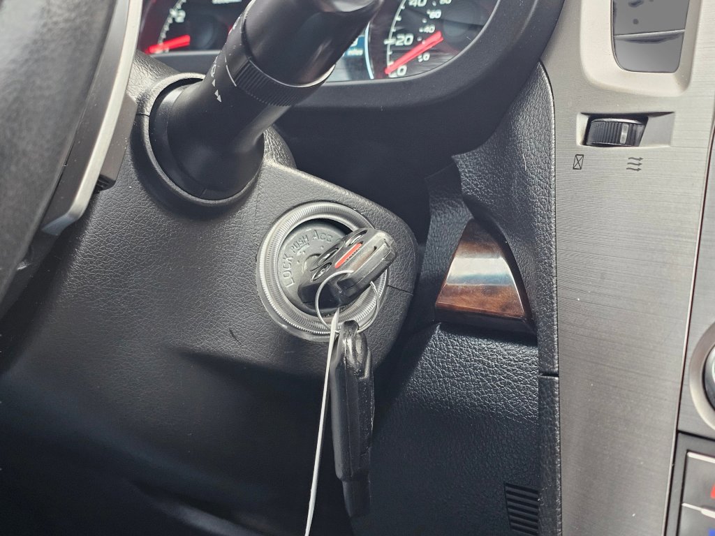 Used 2013 Subaru Legacy 3.6R Limited image 11