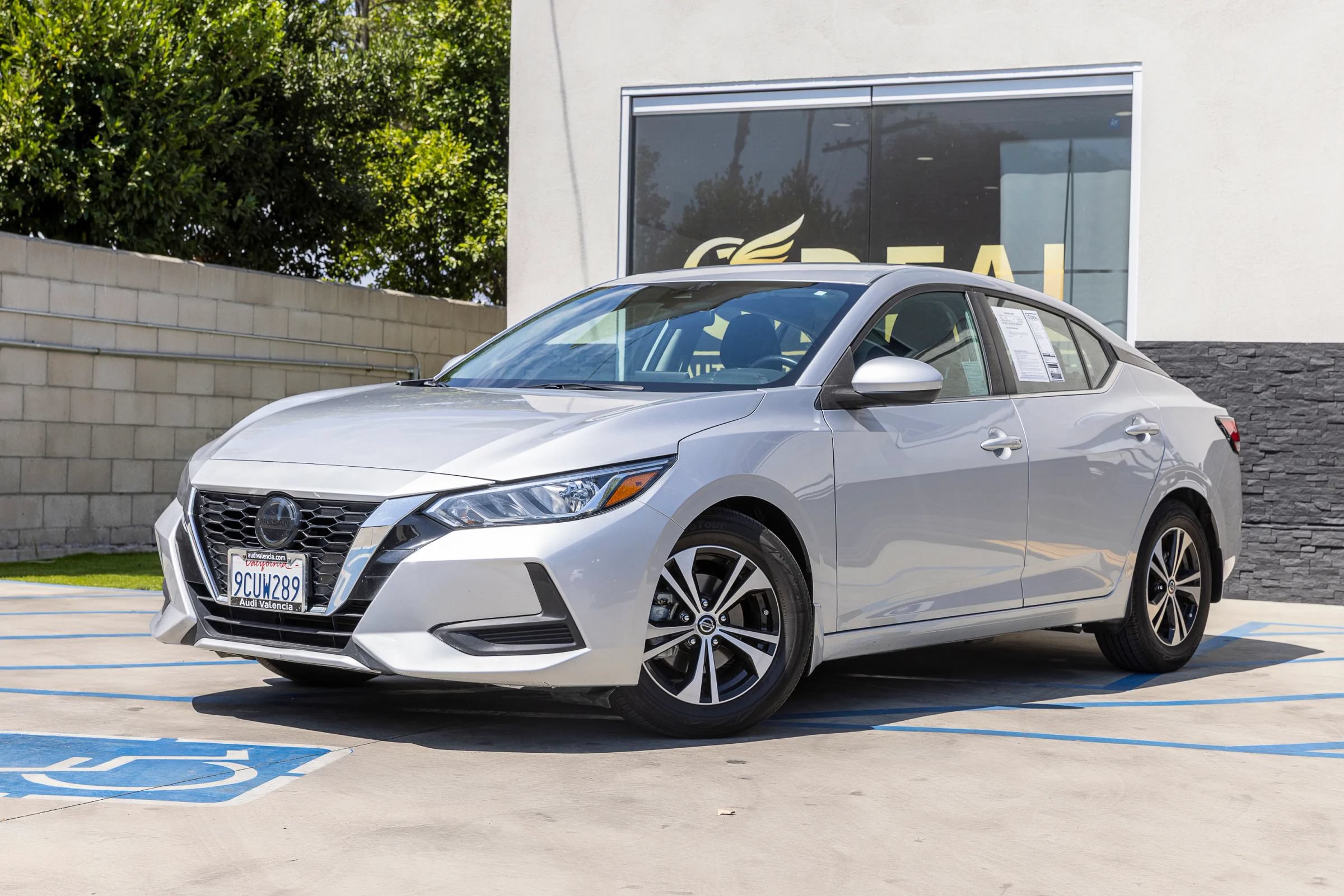 Used 2022 Nissan Sentra SV w/ Trunk Package FWD image 9