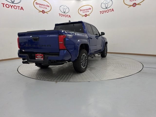 Certified 2025 Toyota Tacoma TRD Sport AWD/4WD image 8