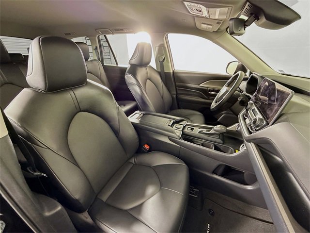 Used 2024 Toyota Grand Highlander XLE image 24