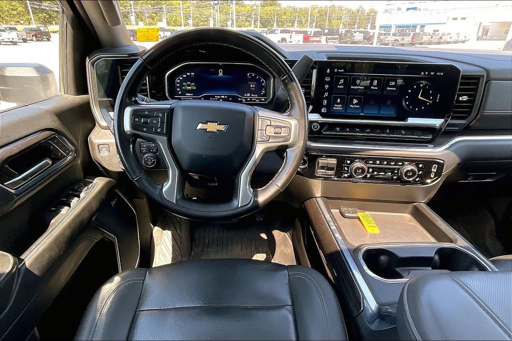 Used 2024 Chevrolet Silverado 2500 LTZ w/ LTZ Premium Package AWD/4WD image 6
