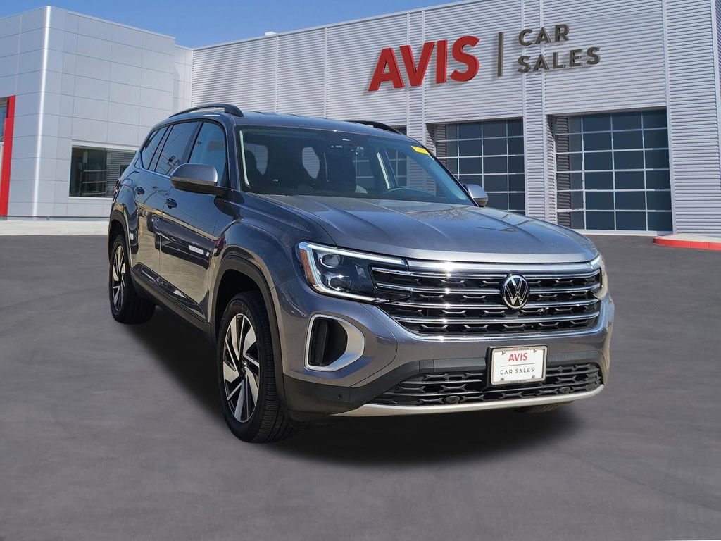 Used 2025 Volkswagen Atlas SE image 9