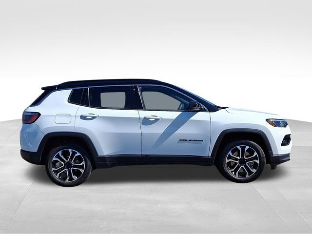 Used 2023 Jeep Compass Limited image 7