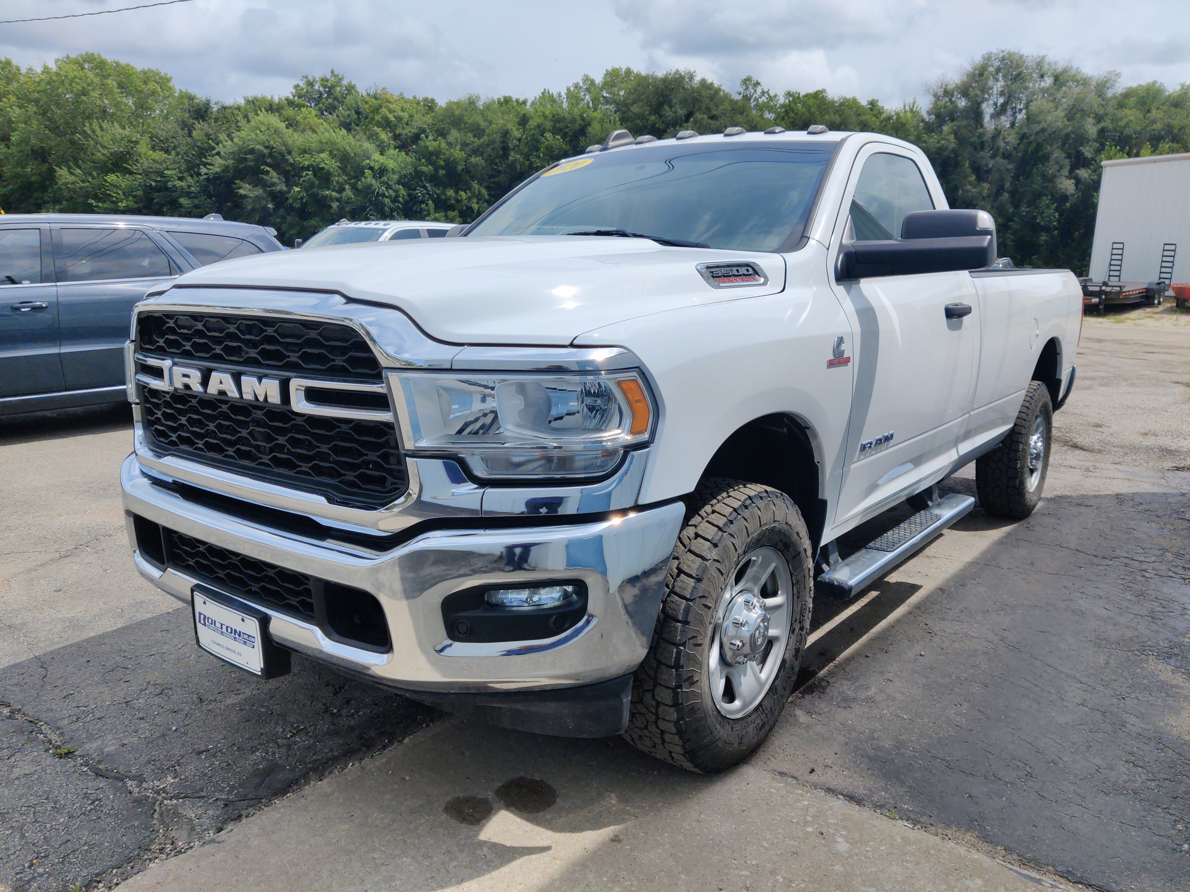 Used 2020 RAM 3500 Tradesman w/ Chrome Appearance Group image 8