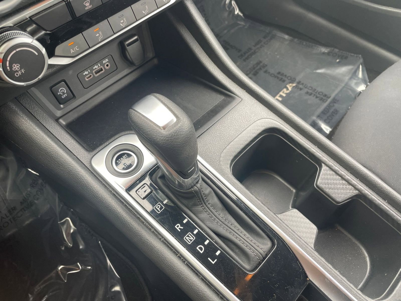 Used 2025 Nissan Sentra SV image 39