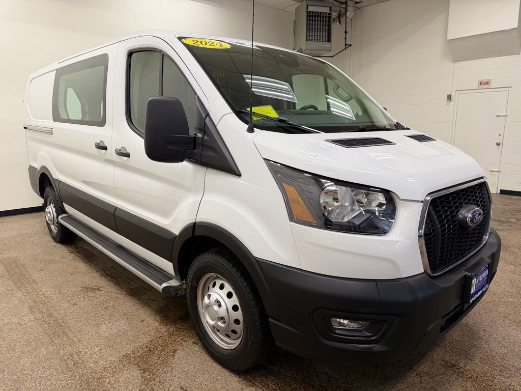 Used 2024 Ford Transit 250 Low Roof AWD w/ Exterior Upgrade Package image 11