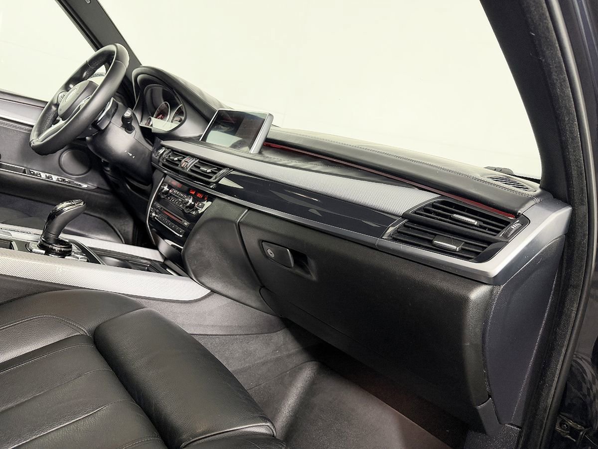 Used 2015 BMW X5 xDrive50i AWD/4WD image 56