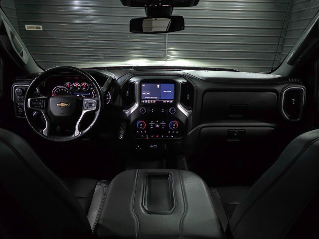 Used 2022 Chevrolet Silverado 1500 LTZ w/ LTZ Premium Package AWD/4WD image 14