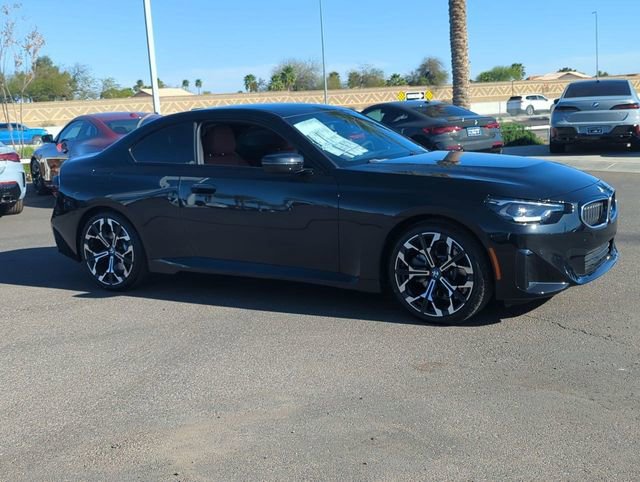 Used 2026 BMW 230i Coupe w/ Convenience Package image 3
