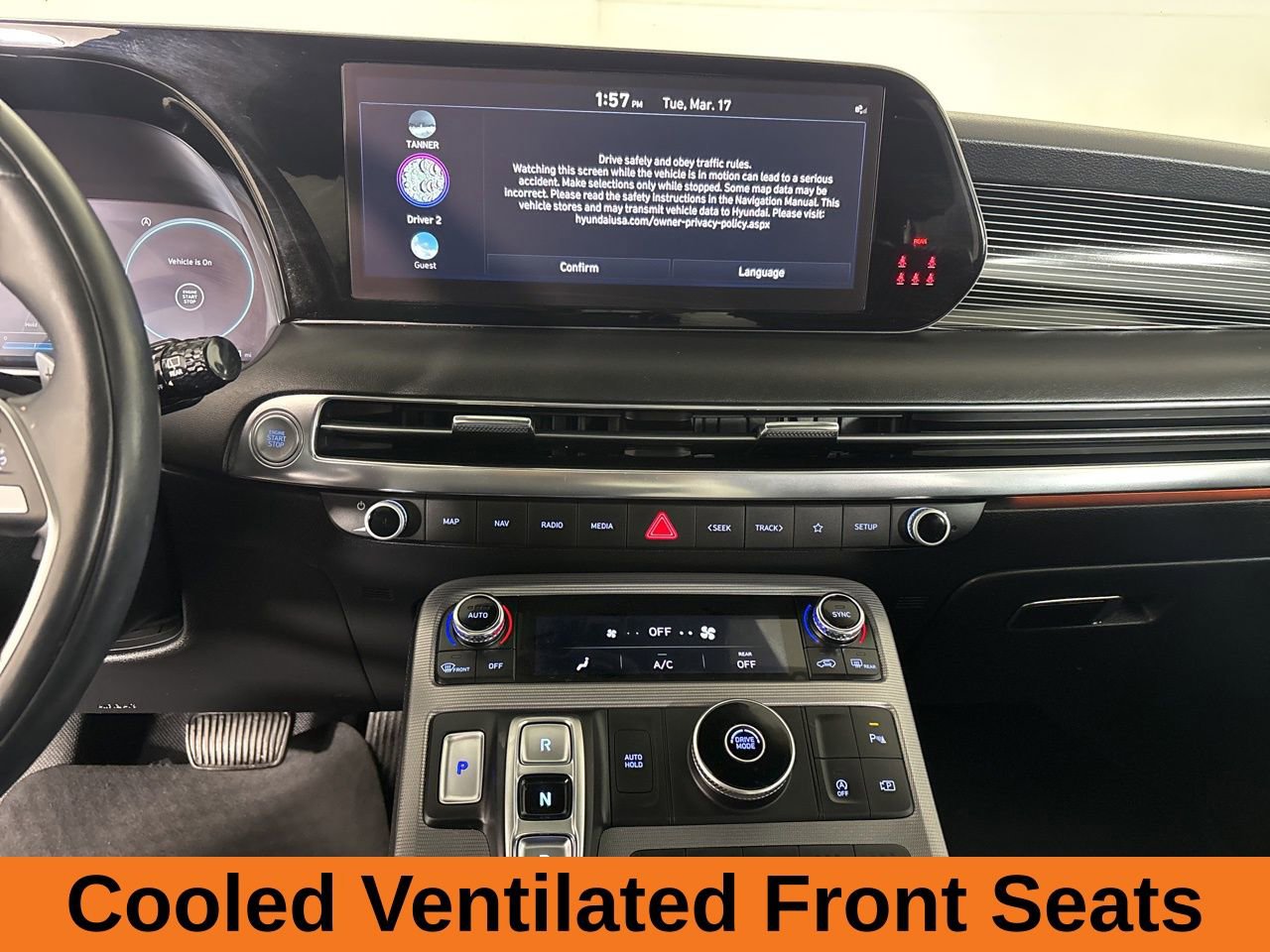 Used 2023 Hyundai Palisade Calligraphy image 17