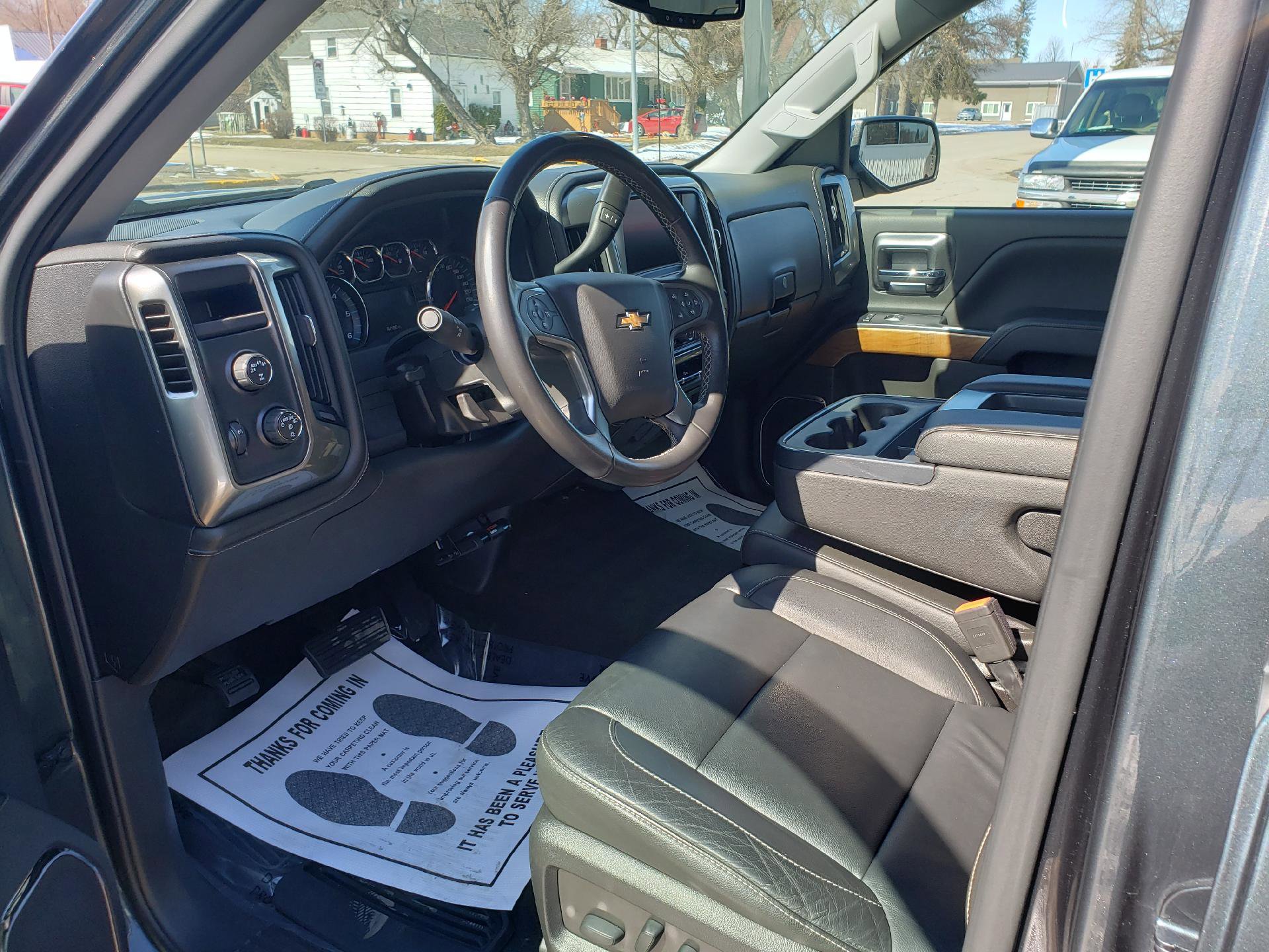 Used 2018 Chevrolet Silverado 1500 LTZ AWD/4WD image 9