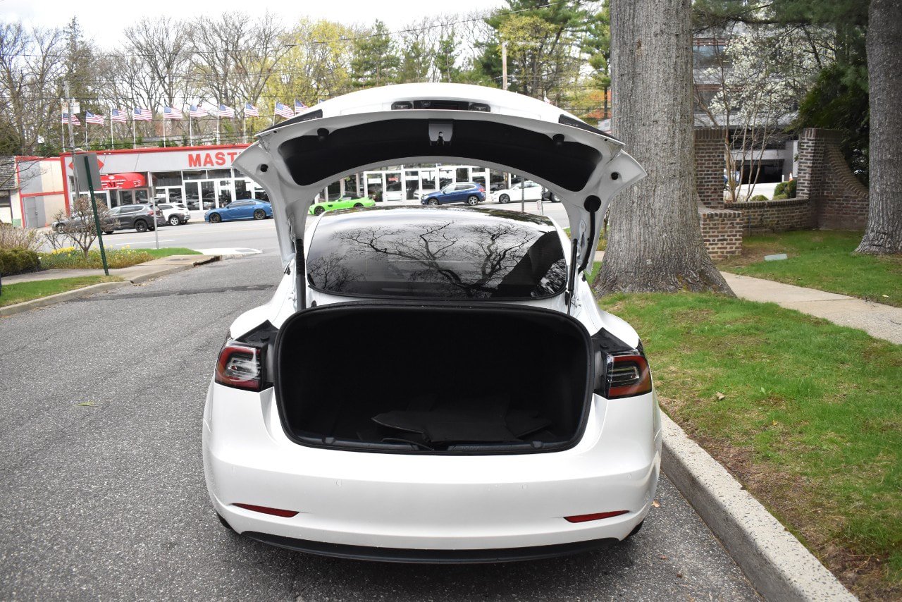 Used 2023 Tesla Model 3 Standard Range RWD image 32