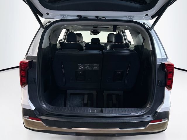 Used 2025 Kia Carnival SX FWD image 22