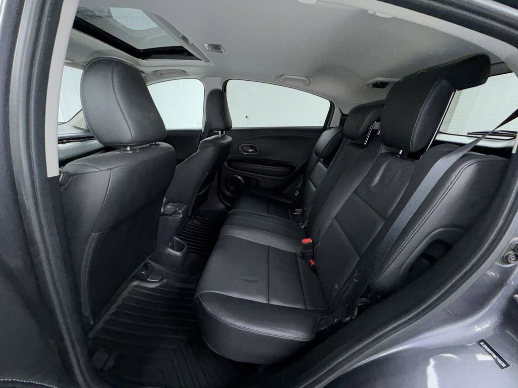 Used 2017 Honda HR-V EX-L image 12