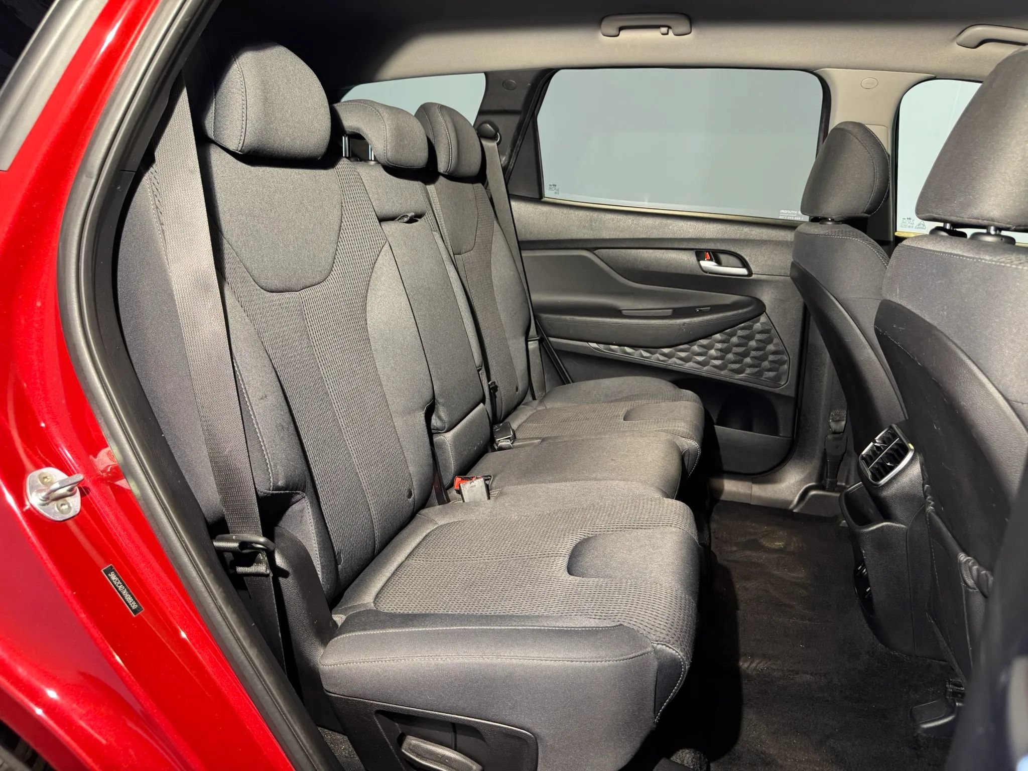 Used 2019 Hyundai Santa Fe SE AWD/4WD image 28